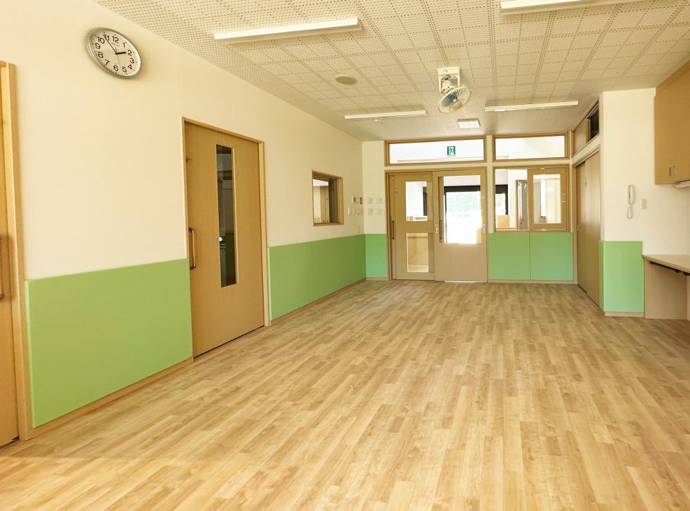 レザーシート仕上げ屋内防護マット ラテリア 長野県某所保育園